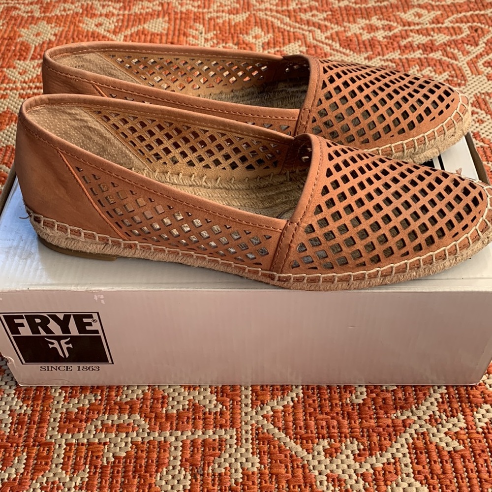 FRYE Lee A Line Perf Espadrille Flats